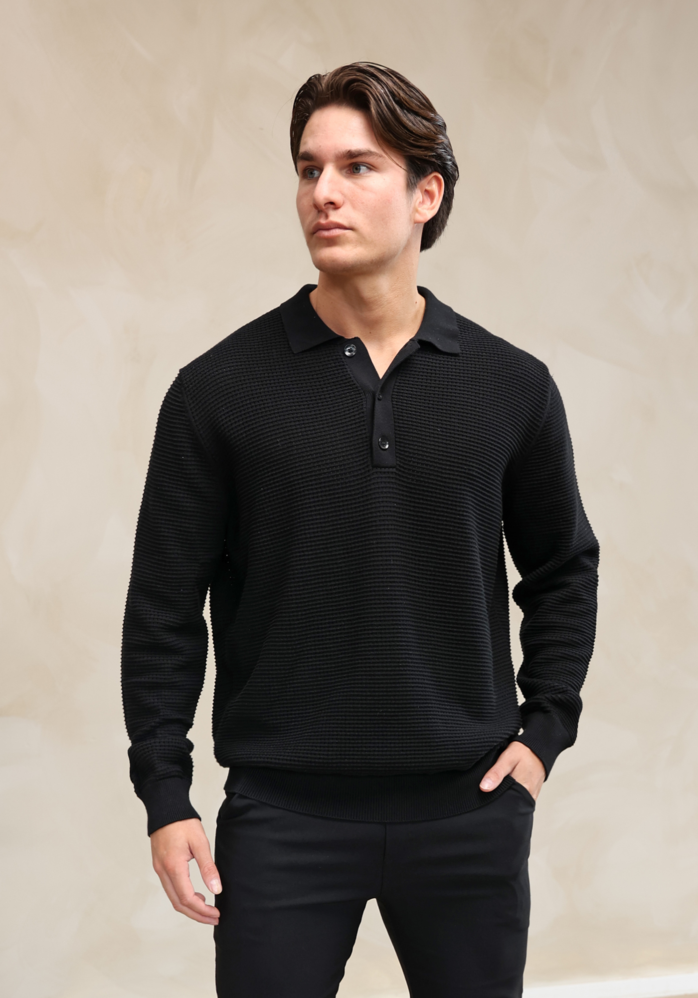 LONGSLEEVE KNIT BLACK 2a