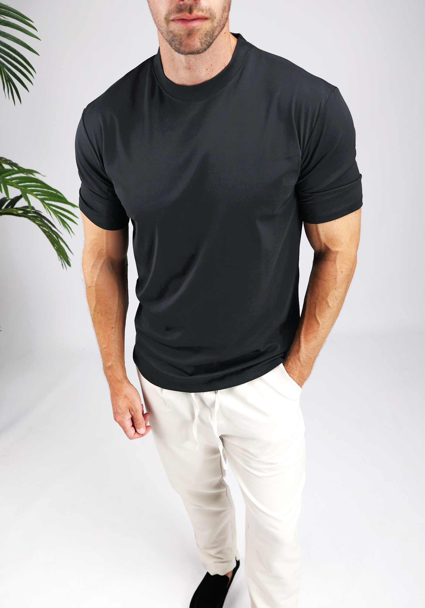 Gloss Tshirt Black 2a