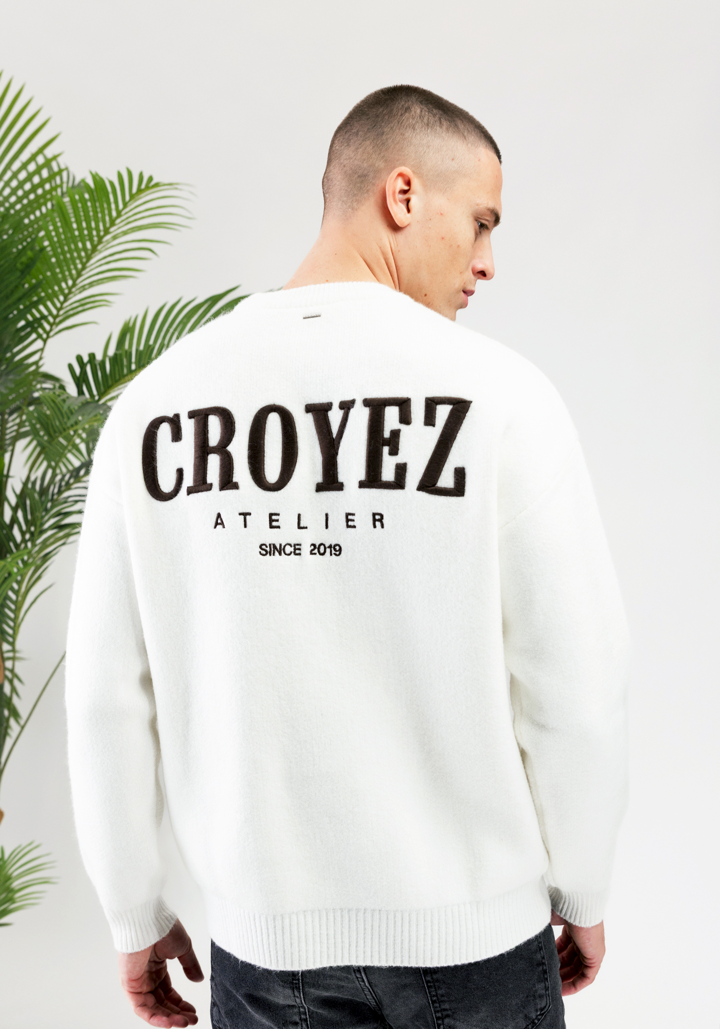 croyez gallary knit sweater off white 2