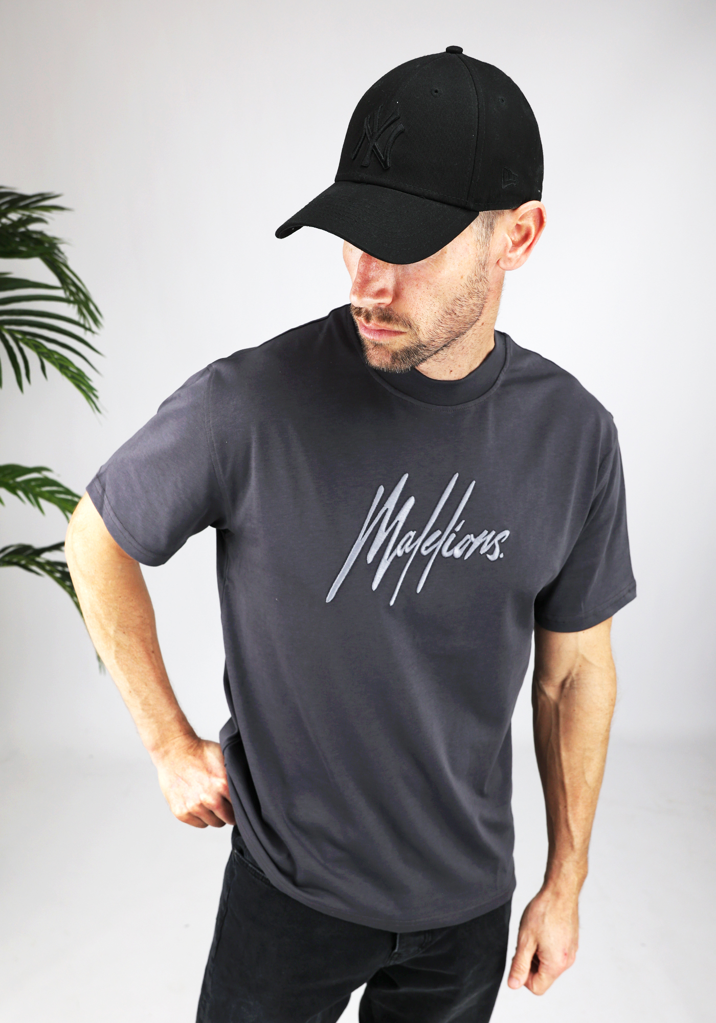 malelions Essentials Tshirt Antra 1a