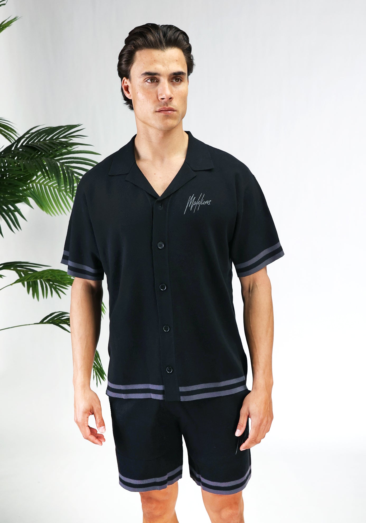 https://cdn.shopify.com/s/files/1/0935/6315/8909/files/MALELIONS_KNITTED_SET--CD1122-BLACK.jpg?v=1772105600 Cotton District MALELIONS KNITTED SET BLACK