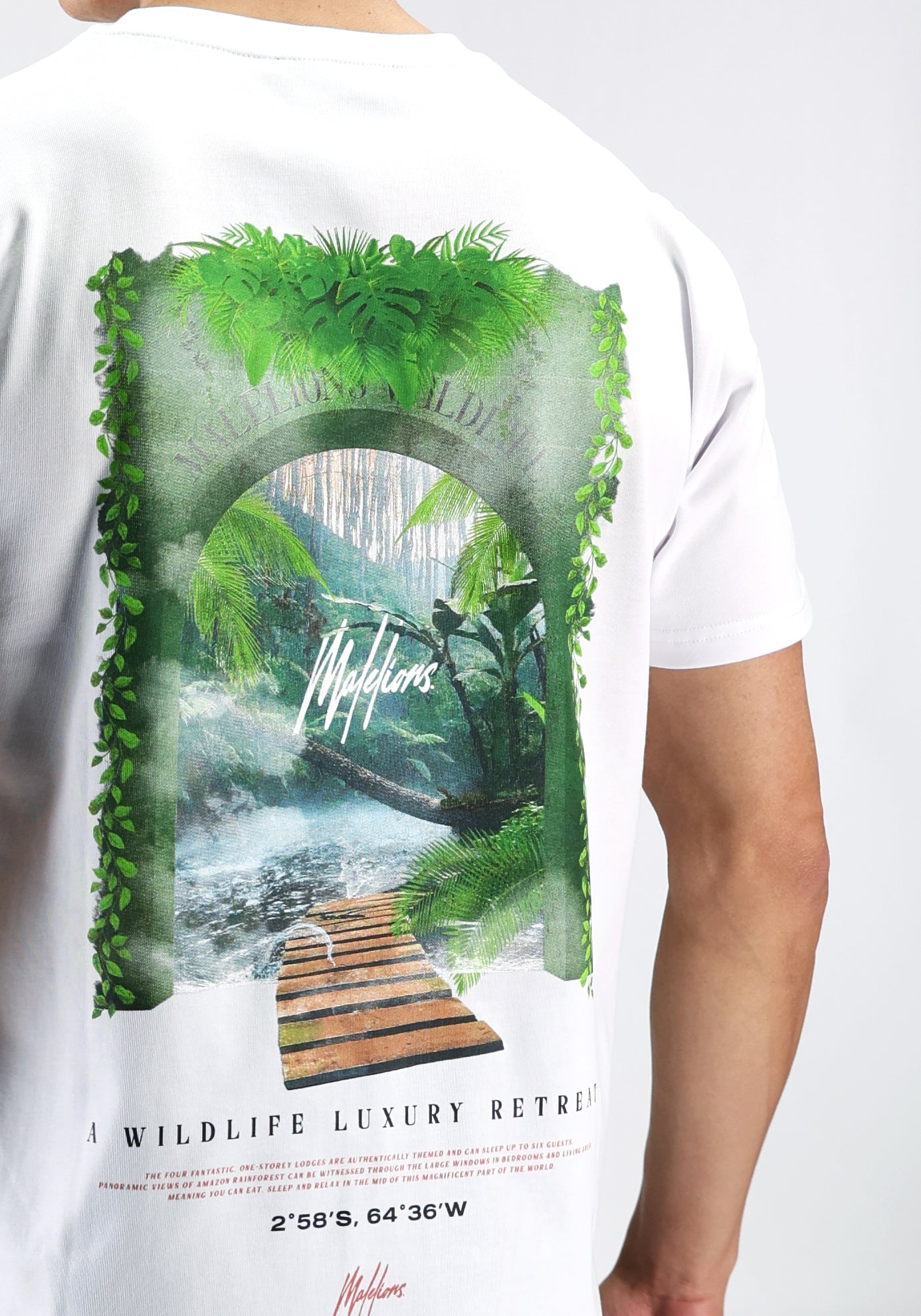 https://cdn.shopify.com/s/files/1/0935/6315/8909/files/MALELIONS_RETREAT_T-SHIRT--CD1062-WHITE-2.jpg?v=1771503863 Cotton District MALELIONS RETREAT T-SHIRT WHITE