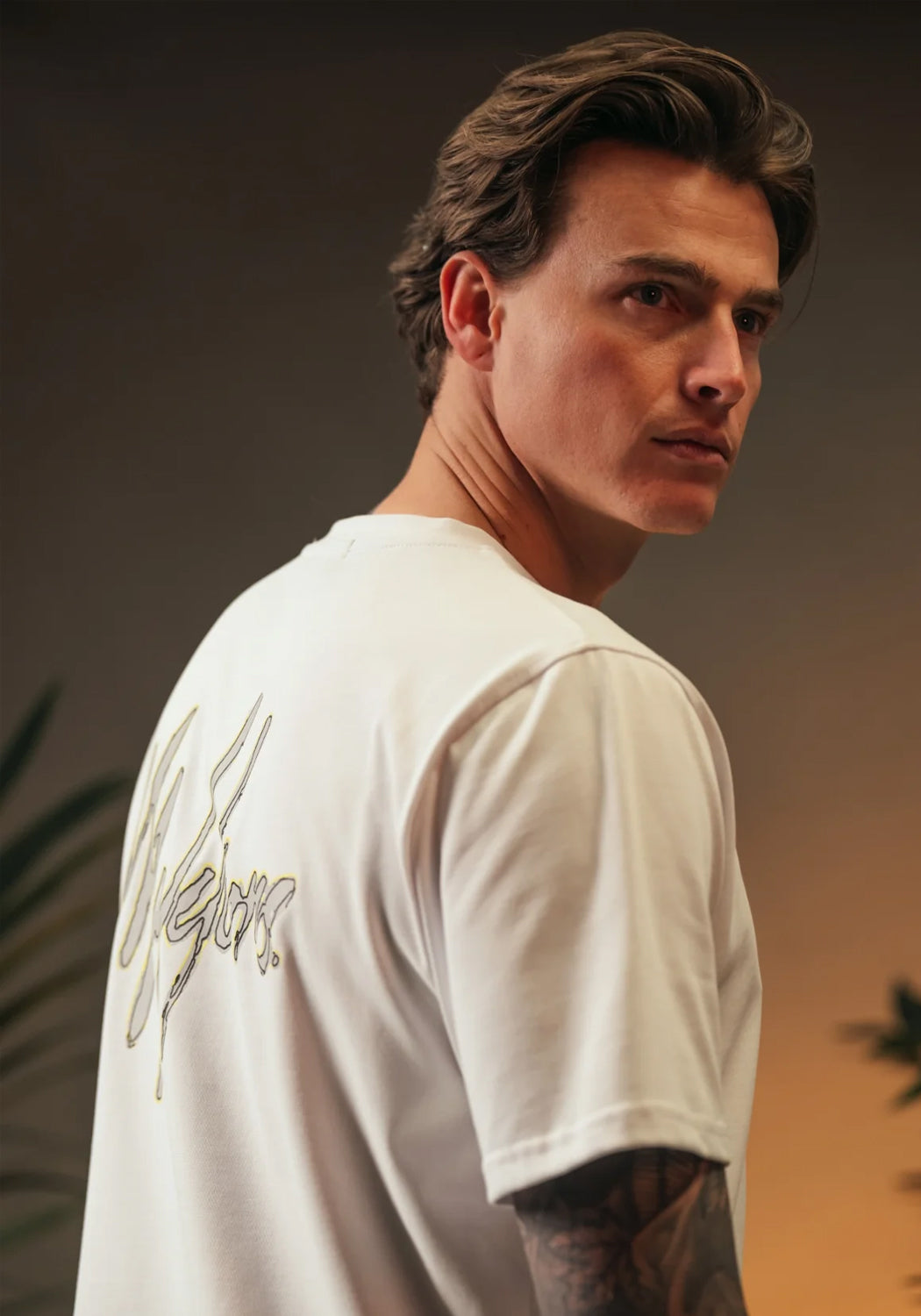 https://cdn.shopify.com/s/files/1/0935/6315/8909/files/MALELIONS_SIGNATURE_SKETCH_T-SHIRT--CD1057-WHITE-2.jpg?v=1771500176 Cotton District MALELIONS SIGNATURE SKETCH T-SHIRT WHITE