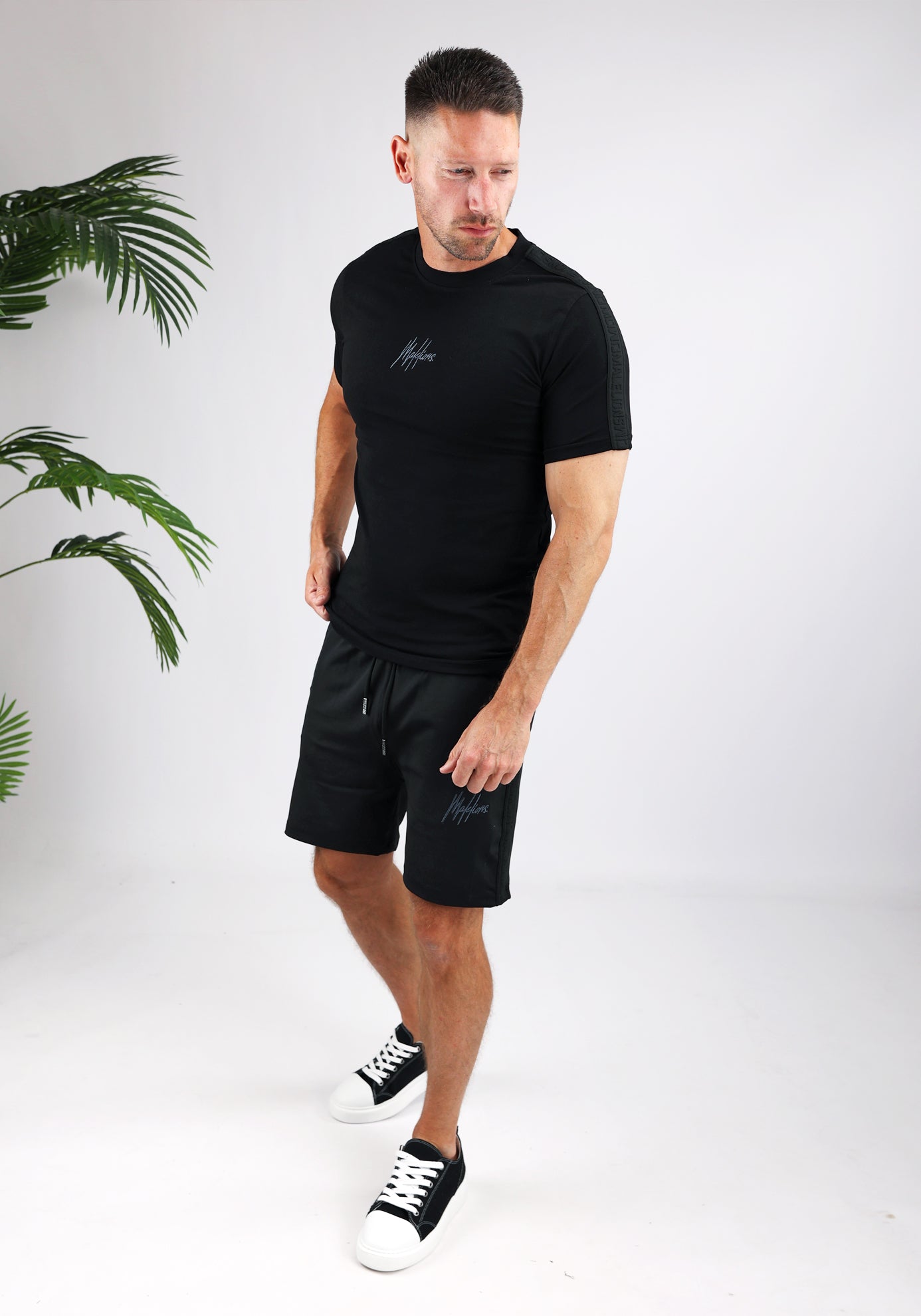 https://cdn.shopify.com/s/files/1/0935/6315/8909/files/MALELIONS_VENETIAN_SET--CD1119-BLACK-2.jpg?v=1772105084 Cotton District MALELIONS VENETIAN SET Sets BLACK
