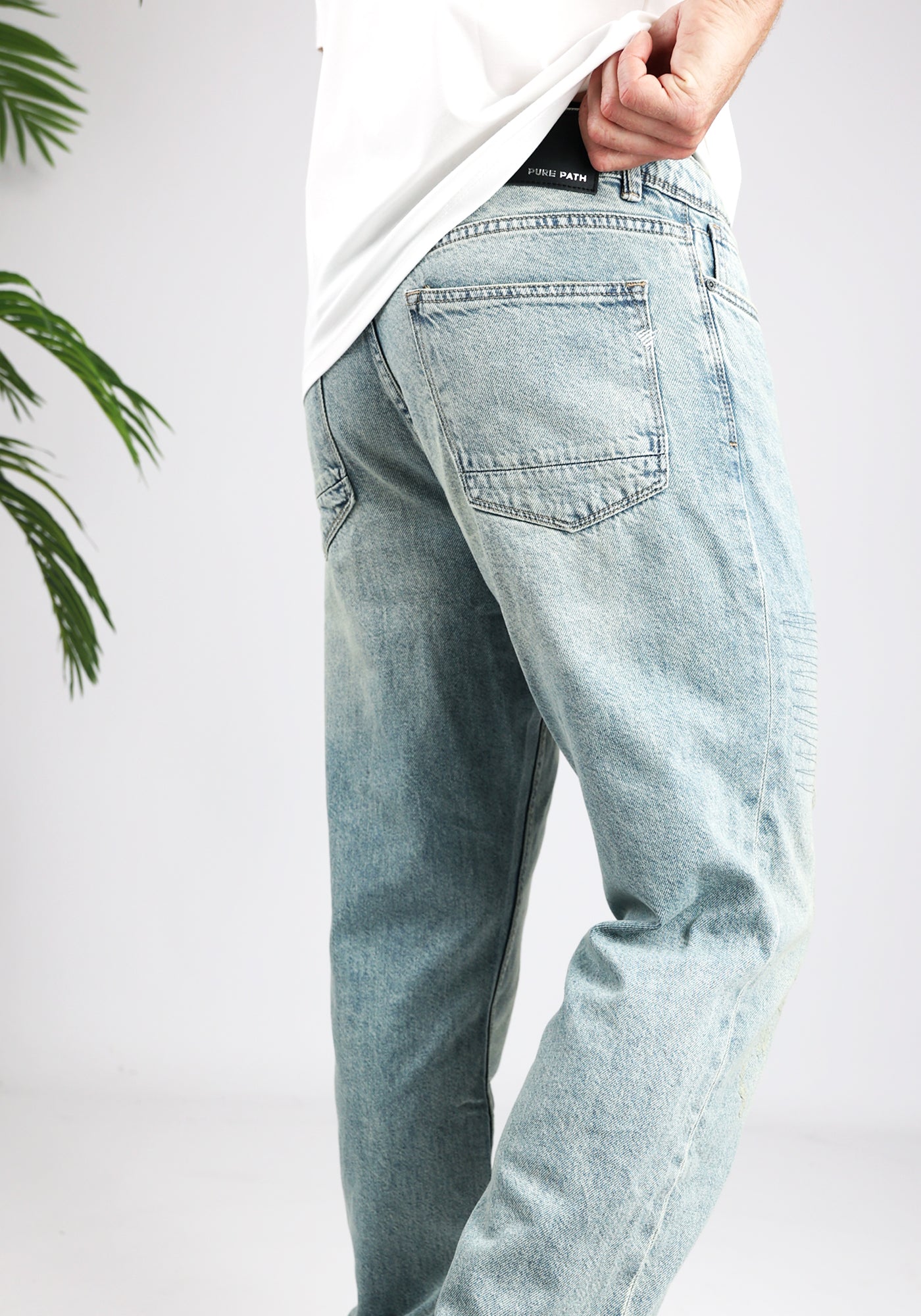 https://cdn.shopify.com/s/files/1/0935/6315/8909/files/PURE_PATH_THE_ERIC_JEANS--CD1010-BLUE_GREEN-3.jpg?v=1771423349 Cotton District PURE PATH THE ERIC JEANS BLUE GREEN