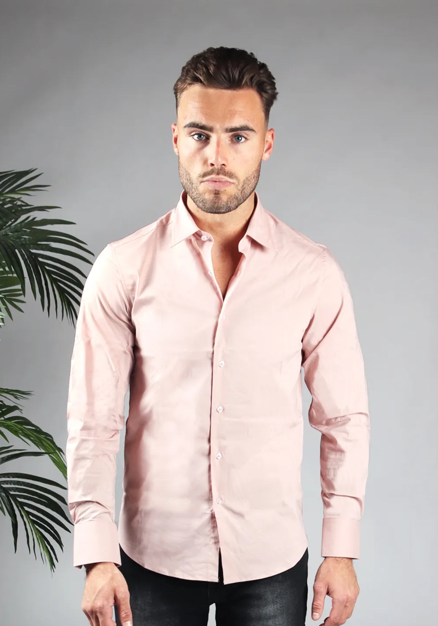 https://cdn.shopify.com/s/files/1/0935/6315/8909/files/SLIMFIT_OVERHEMD-T-Shirts-CD1170-PINK.jpg?v=1777445612 Cotton District SLIMFIT OVERHEMD T-Shirts PINK